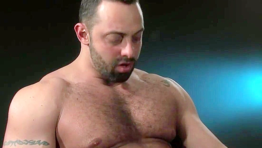 Massive Stallone Fucks Thin Wolfe Deep — Anal Ride – GayPound 18+