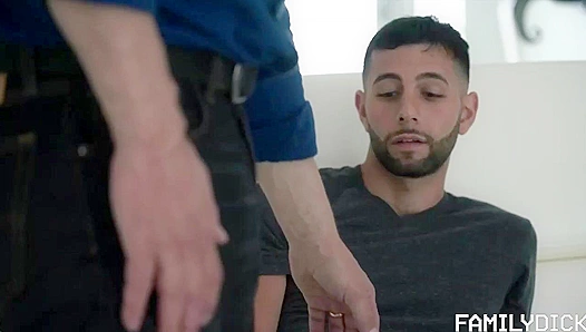 Max Daddy Claims Argos: Steamy Taboo Passion Unleashed – GayPorn 18+