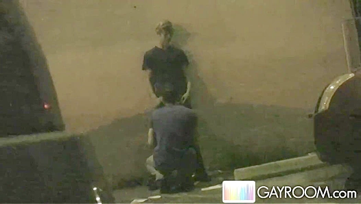 Dylan Hauser Takes Onlookers by Storm with Hot Public Blowjob Messy Cum Finish – GayXXX